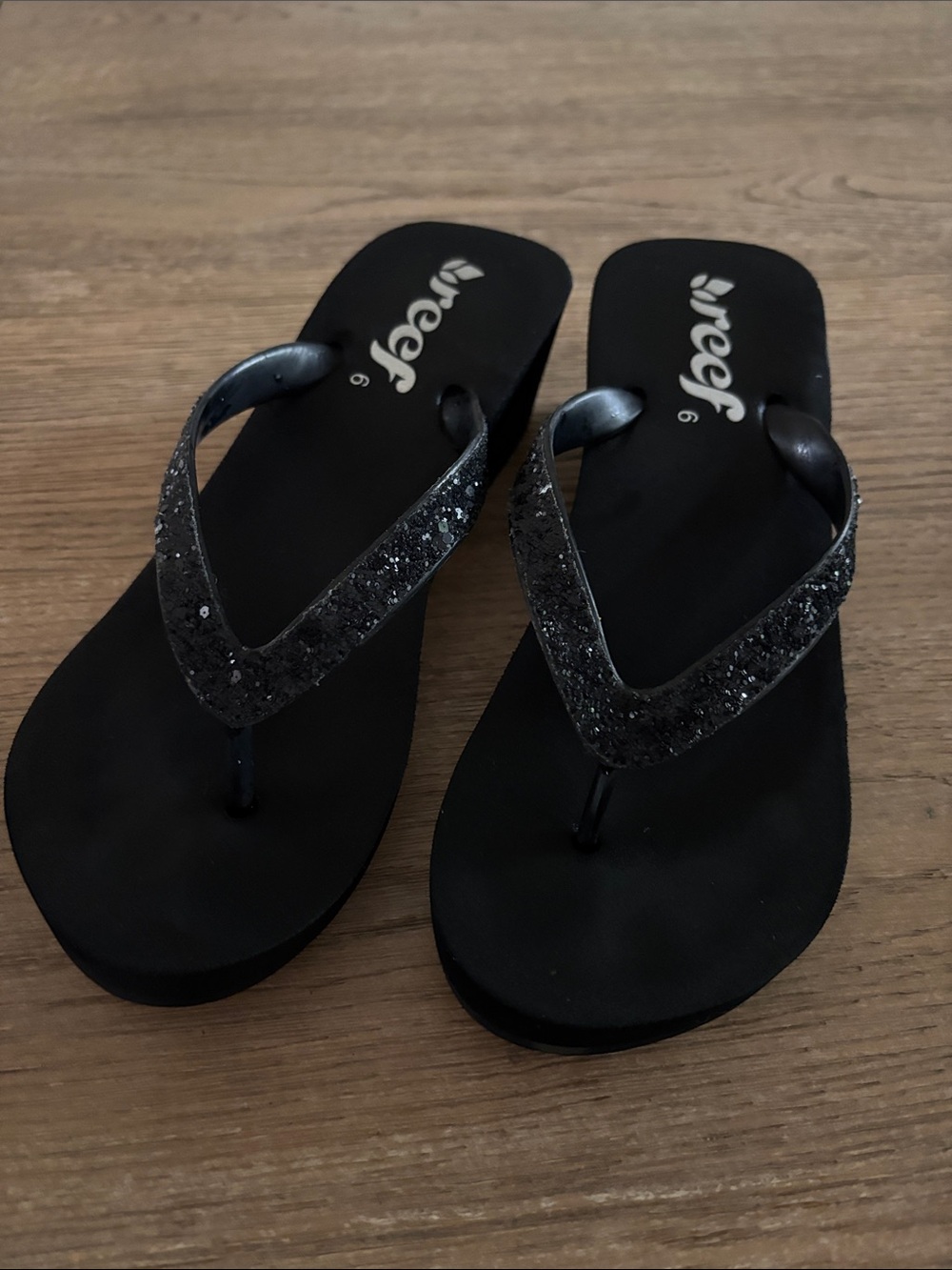 Reef Black Glitter Strap Women’s Sandals